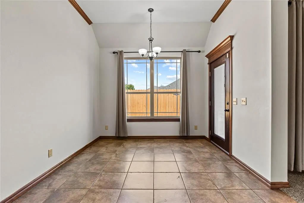 Photo 13 — 1304 Crimson Drive, Weatherford, OK 73096
