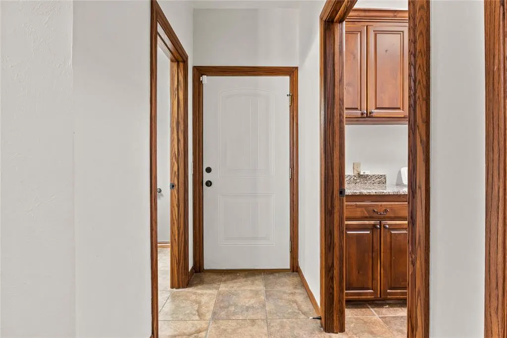 Photo 19 — 1304 Crimson Drive, Weatherford, OK 73096