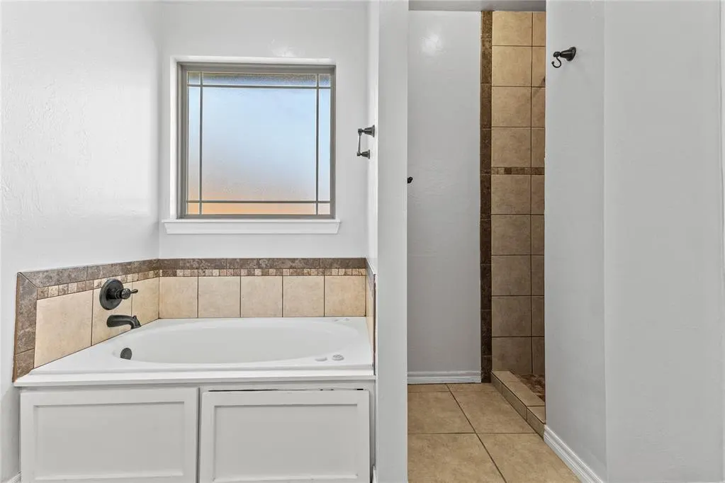 Photo 25 — 1304 Crimson Drive, Weatherford, OK 73096