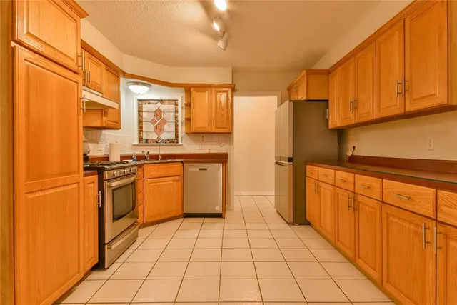 Photo 8 — 8124 NW 19th Street, Oklahoma City, OK 73127