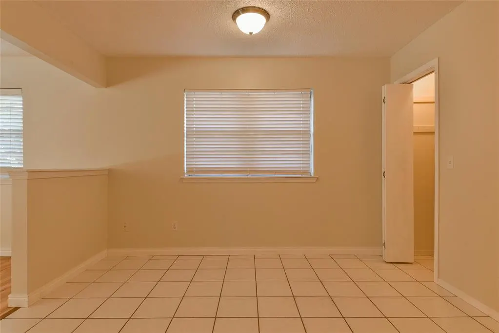 Photo 11 — 8124 NW 19th Street, Oklahoma City, OK 73127