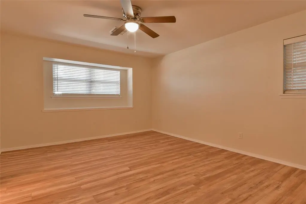 Photo 13 — 8124 NW 19th Street, Oklahoma City, OK 73127