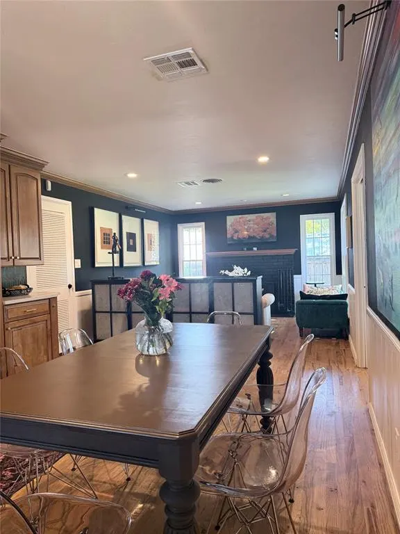 Photo 4 — 1201 Glenbrook Terrace, Nichols Hills, OK 73116
