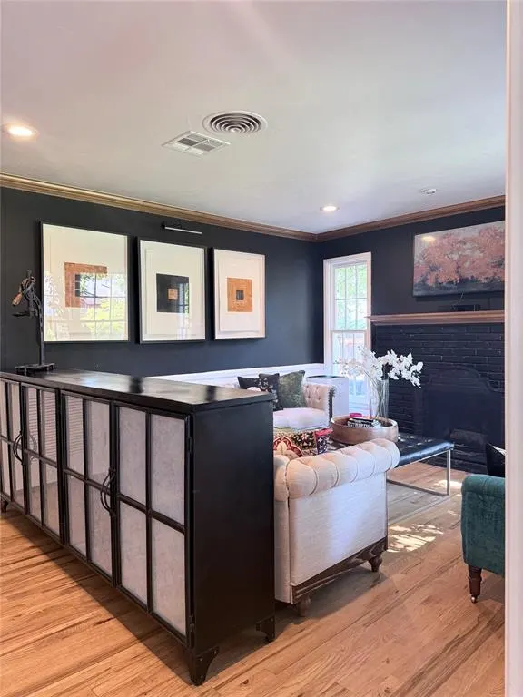 Photo 5 — 1201 Glenbrook Terrace, Nichols Hills, OK 73116