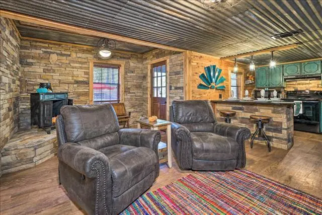 Photo 5 — 111 Coho Road, Broken Bow, OK 74728