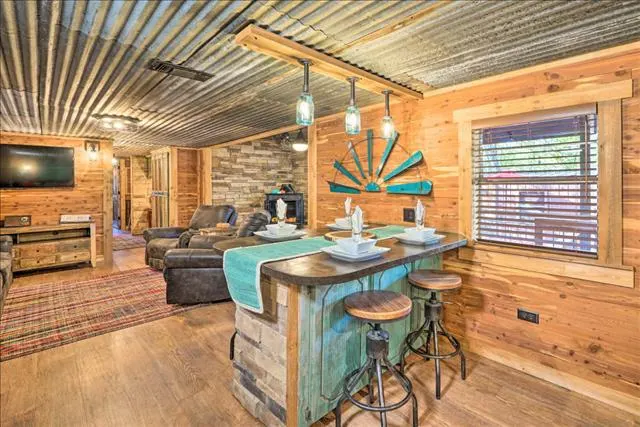 Photo 7 — 111 Coho Road, Broken Bow, OK 74728