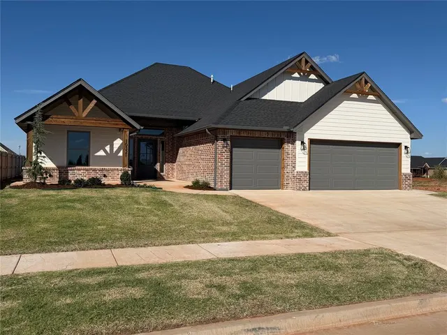 Photo 2 — 10321 SW 50th Street, Mustang, OK 73064