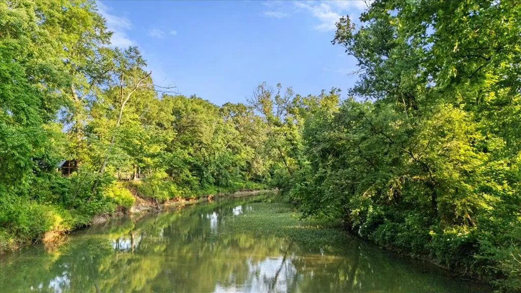Photo 7 — 271 River West Lane, Broken Bow, OK 74728
