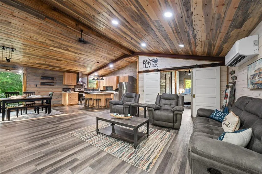 Photo 13 — 271 River West Lane, Broken Bow, OK 74728