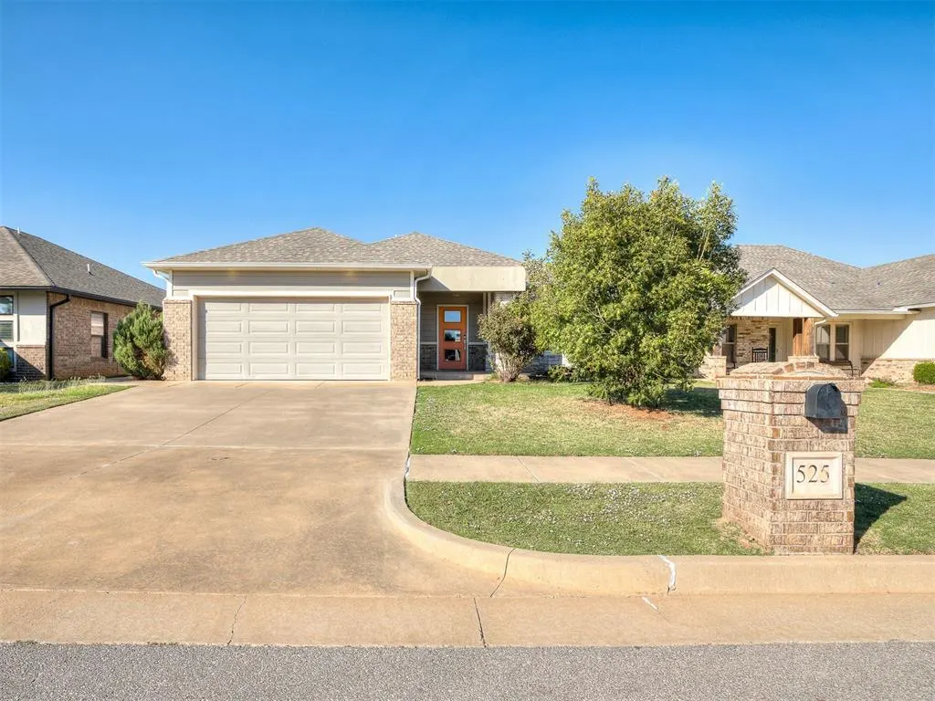 Front exterior — 525 NW 179th Street, Edmond, OK 73012