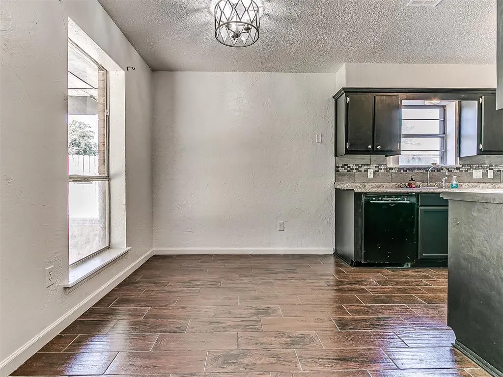 Photo 15 — 451 Crooked Oak Drive, Harrah, OK 73045