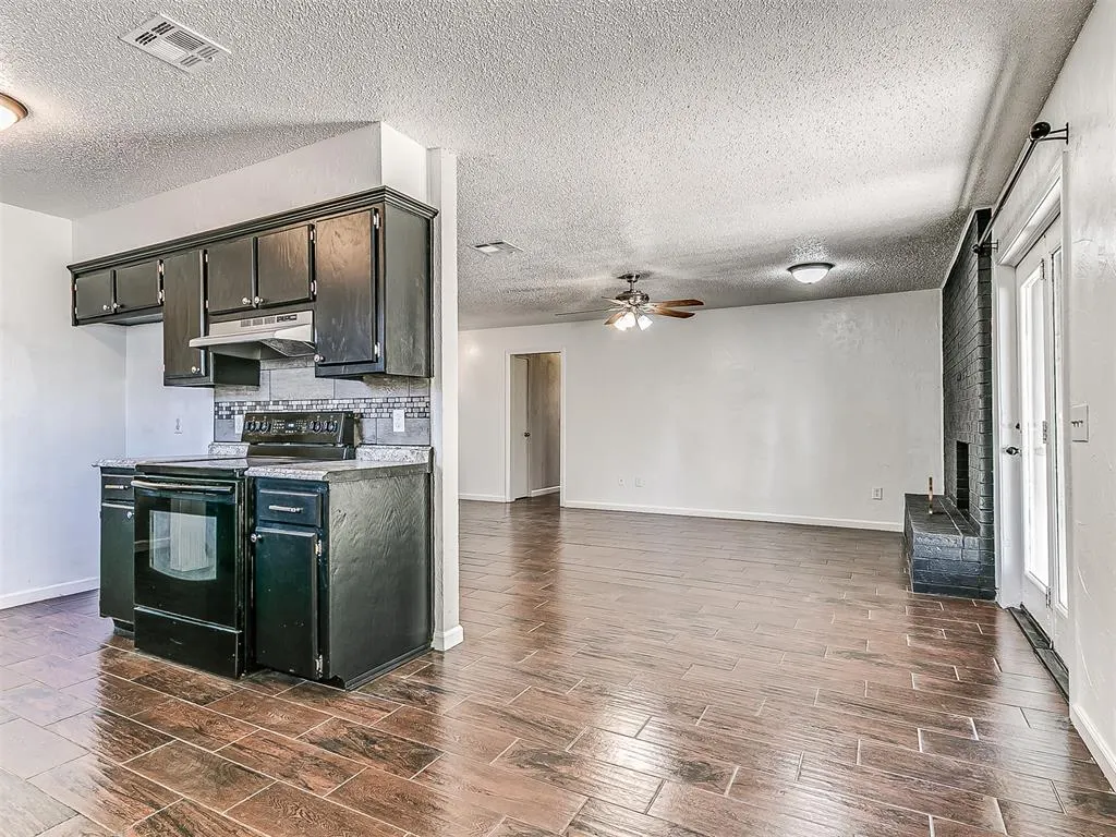 Photo 19 — 451 Crooked Oak Drive, Harrah, OK 73045