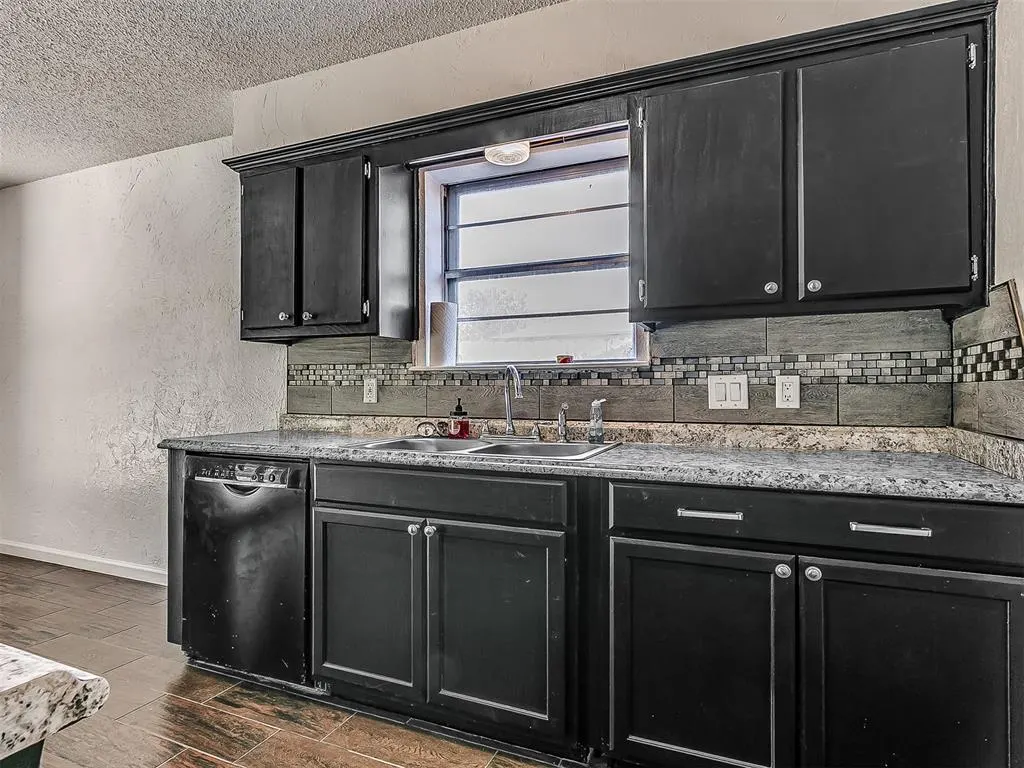 Photo 23 — 451 Crooked Oak Drive, Harrah, OK 73045