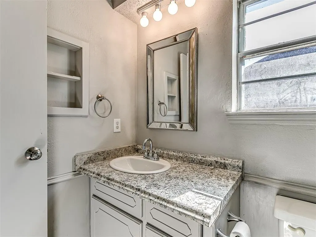 Photo 32 — 451 Crooked Oak Drive, Harrah, OK 73045