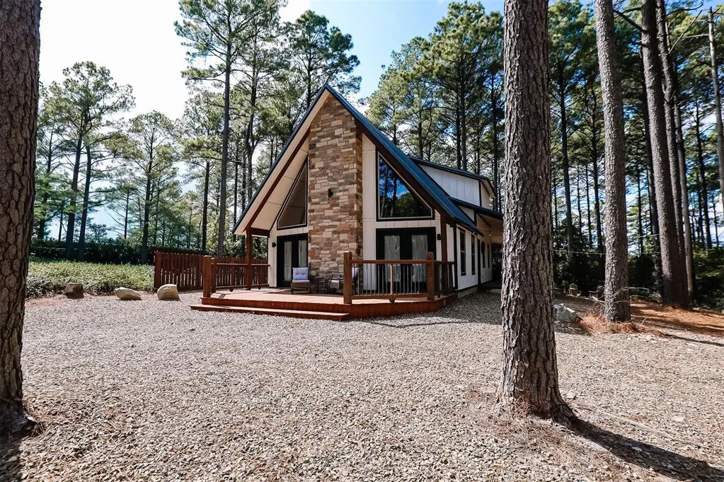 Front exterior — 45 Sweetwater Lane, Broken Bow, OK 74728