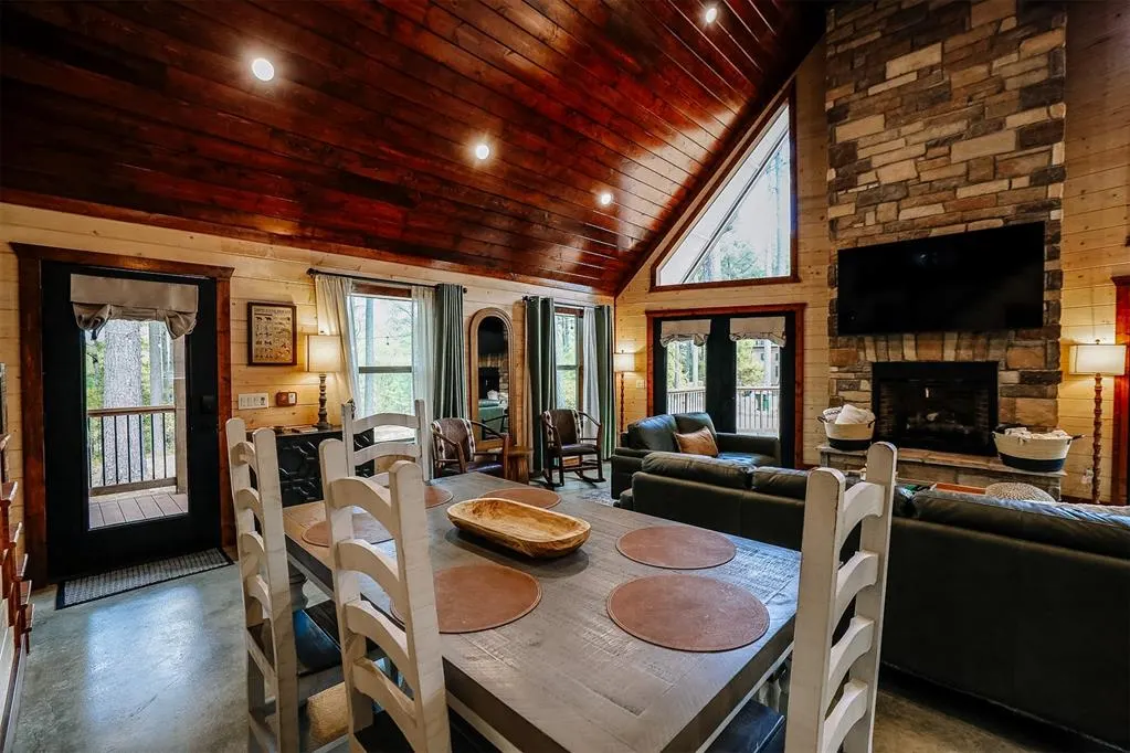 Photo 6 — 45 Sweetwater Lane, Broken Bow, OK 74728