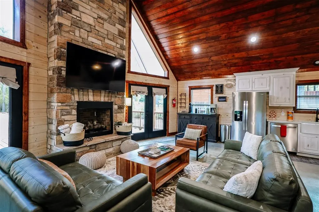 Photo 10 — 45 Sweetwater Lane, Broken Bow, OK 74728