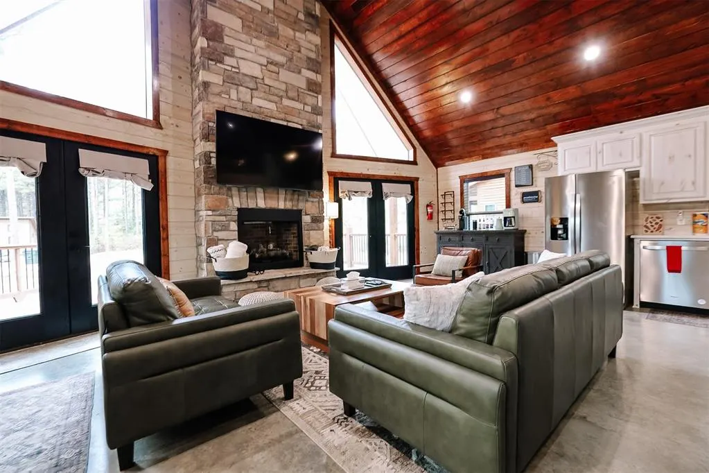 Photo 13 — 45 Sweetwater Lane, Broken Bow, OK 74728
