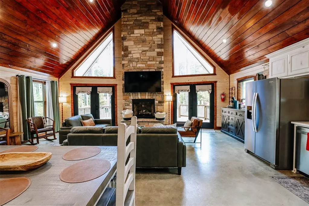 Photo 16 — 45 Sweetwater Lane, Broken Bow, OK 74728