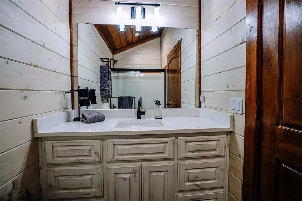 Photo 33 — 45 Sweetwater Lane, Broken Bow, OK 74728