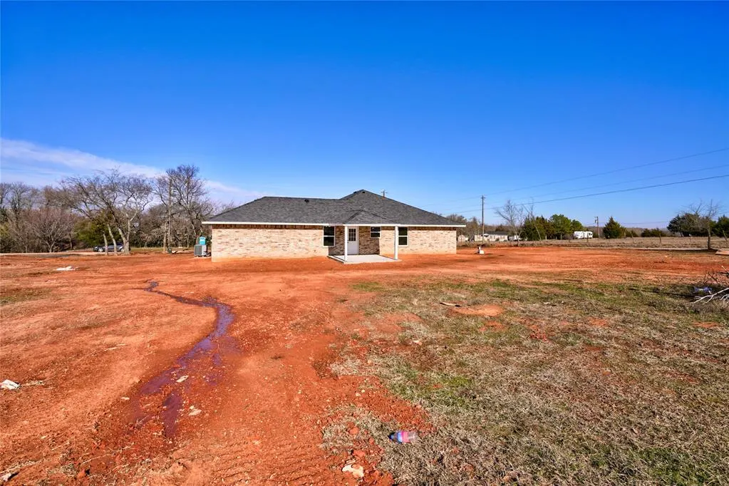 Photo 11 — 2077 County St 2971,, Blanchard, OK 73010