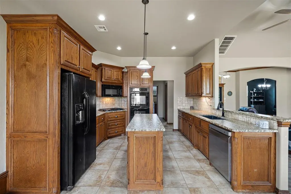 Photo 12 — 1960 Bermuda Drive, Newcastle, OK 73065