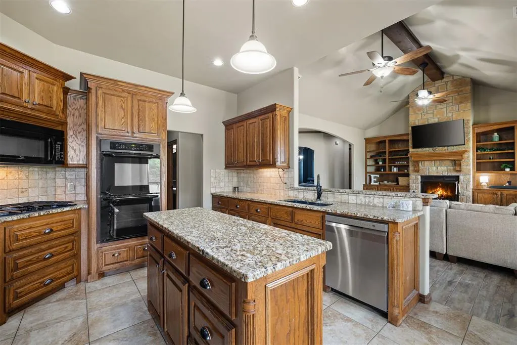 Photo 13 — 1960 Bermuda Drive, Newcastle, OK 73065