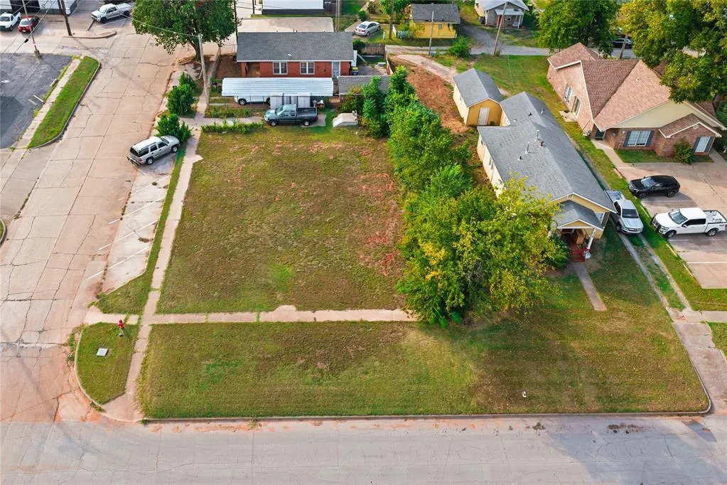 Photo 3 — 424 S Husband Street, Stillwater, OK 74074