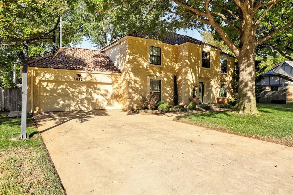 Photo 3 — 2413 S Wentworth Court, Oklahoma City, OK 73170
