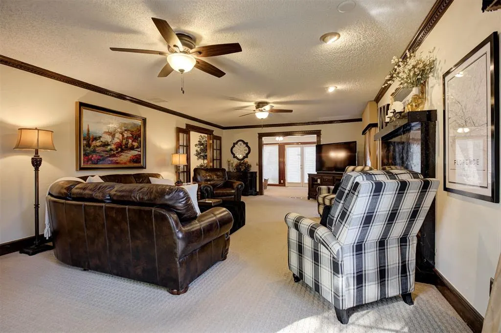 Photo 9 — 2413 S Wentworth Court, Oklahoma City, OK 73170