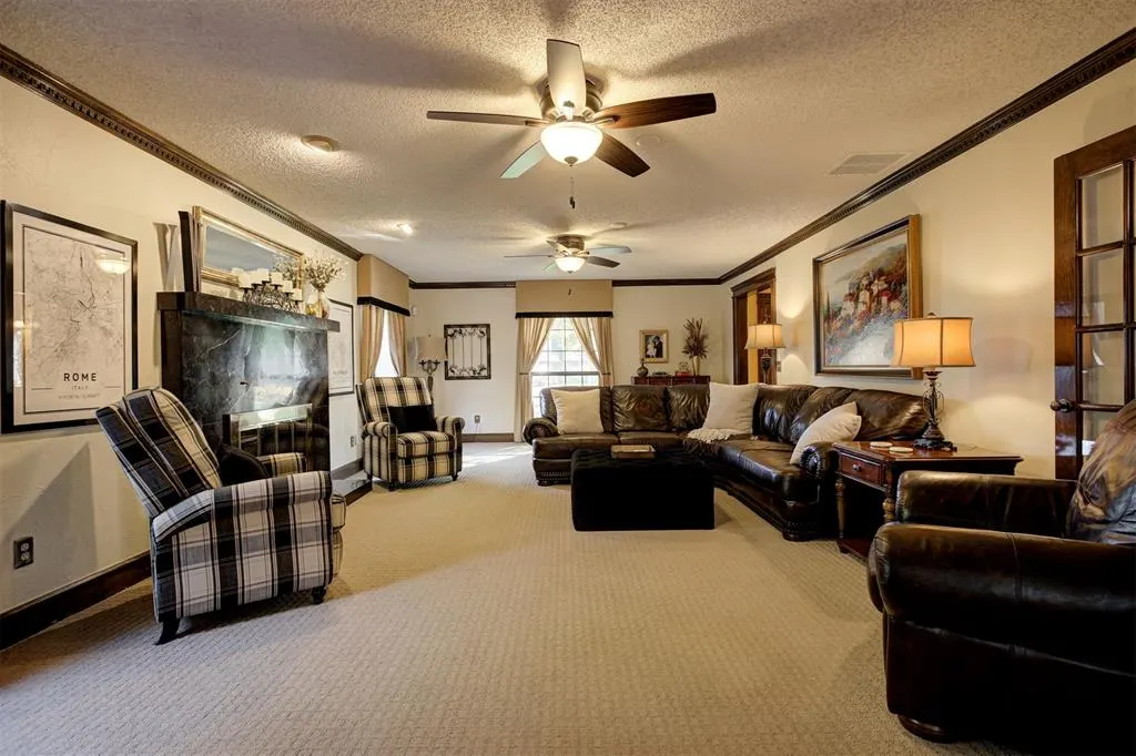 Photo 11 — 2413 S Wentworth Court, Oklahoma City, OK 73170
