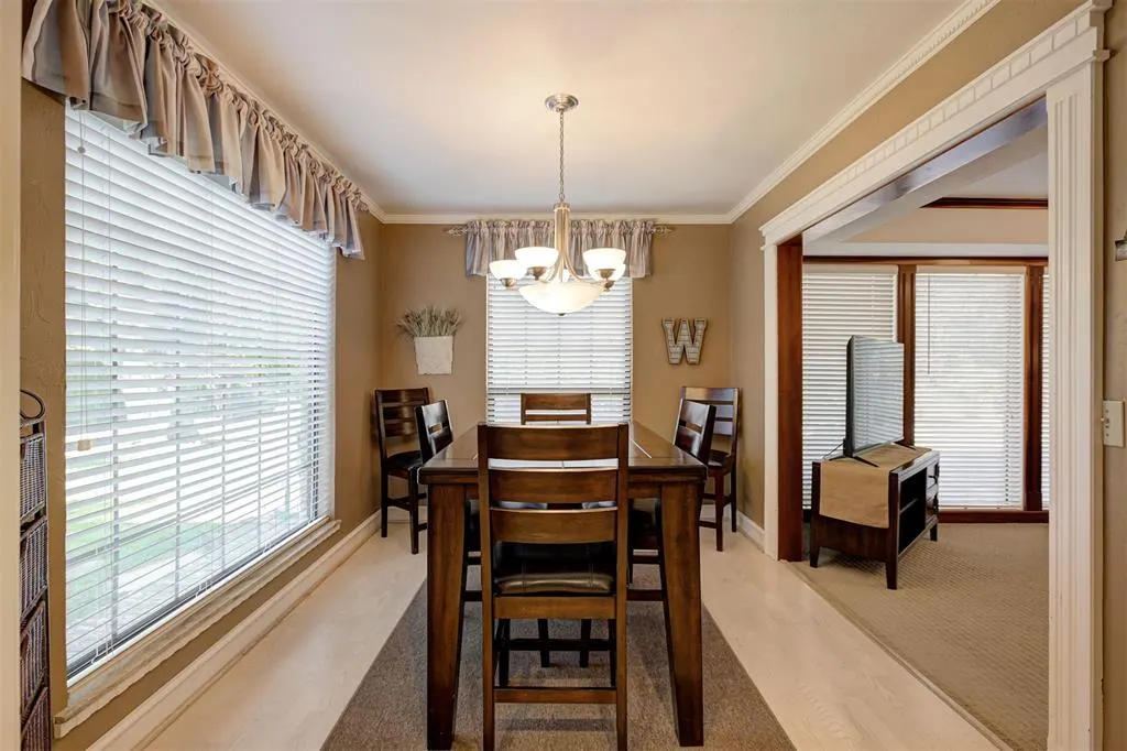 Photo 16 — 2413 S Wentworth Court, Oklahoma City, OK 73170