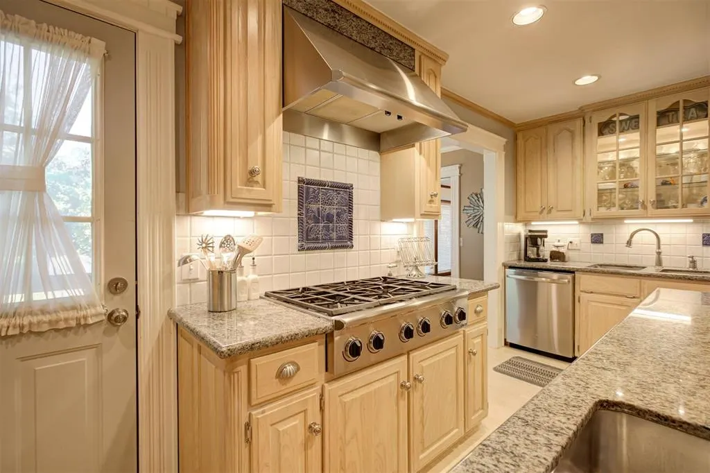 Photo 22 — 2413 S Wentworth Court, Oklahoma City, OK 73170