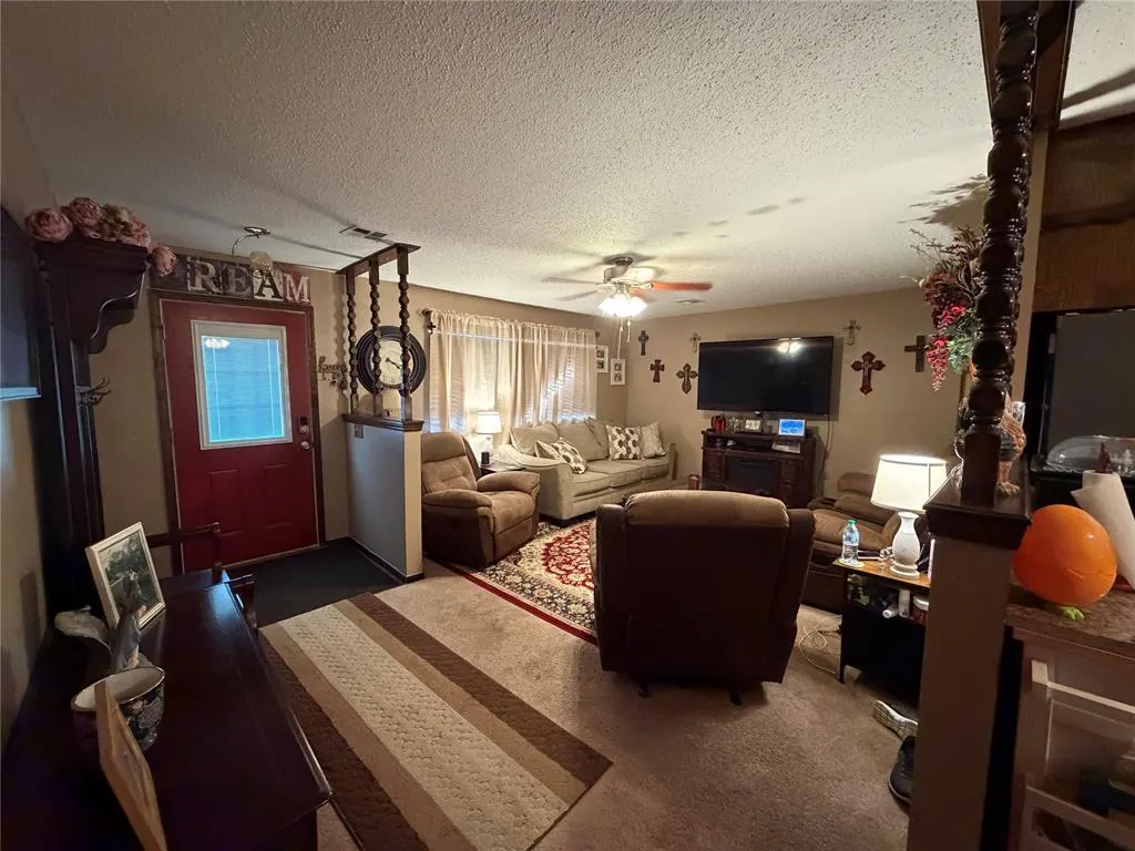 Photo 2 — 56230 Moccasin Trail Road, Prague, OK 74864