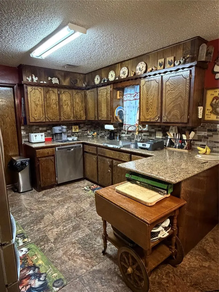 Photo 4 — 56230 Moccasin Trail Road, Prague, OK 74864