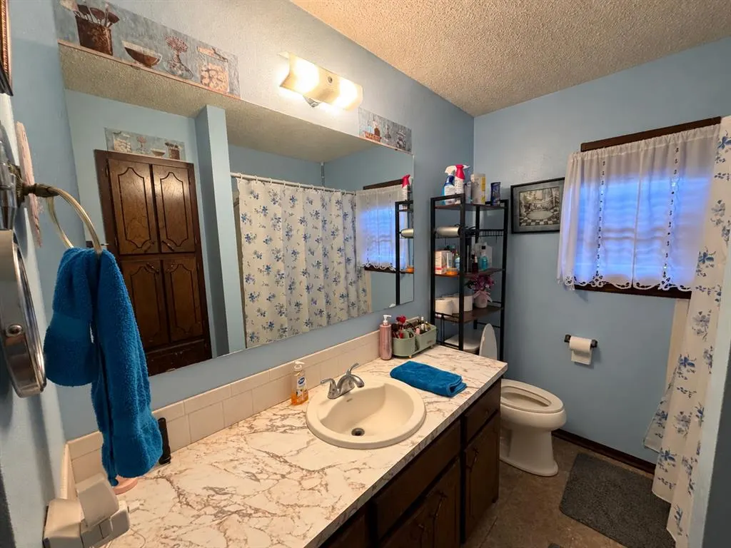 Photo 9 — 56230 Moccasin Trail Road, Prague, OK 74864