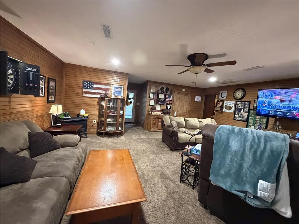 Photo 15 — 56230 Moccasin Trail Road, Prague, OK 74864