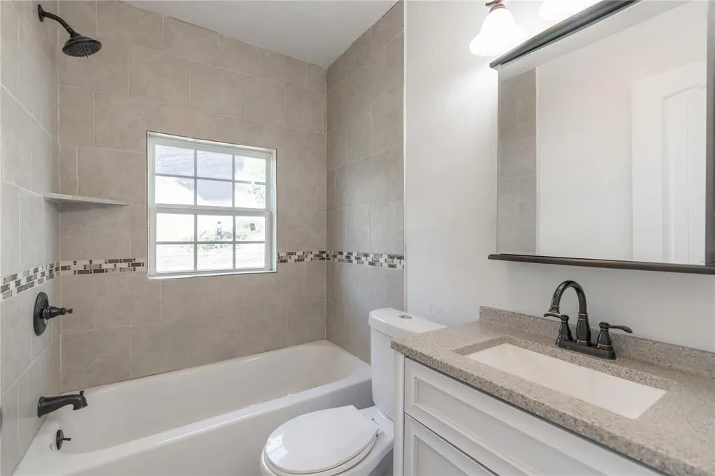 Photo 13 — 2200 NE 19th Street, Oklahoma City, OK 73111