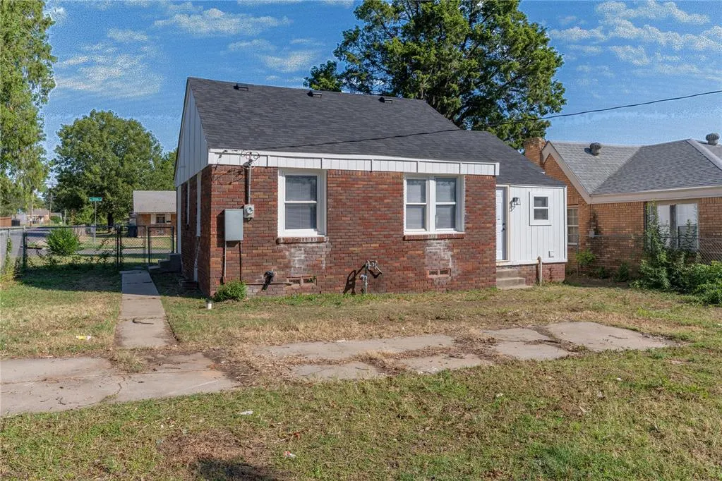 Photo 20 — 2200 NE 19th Street, Oklahoma City, OK 73111