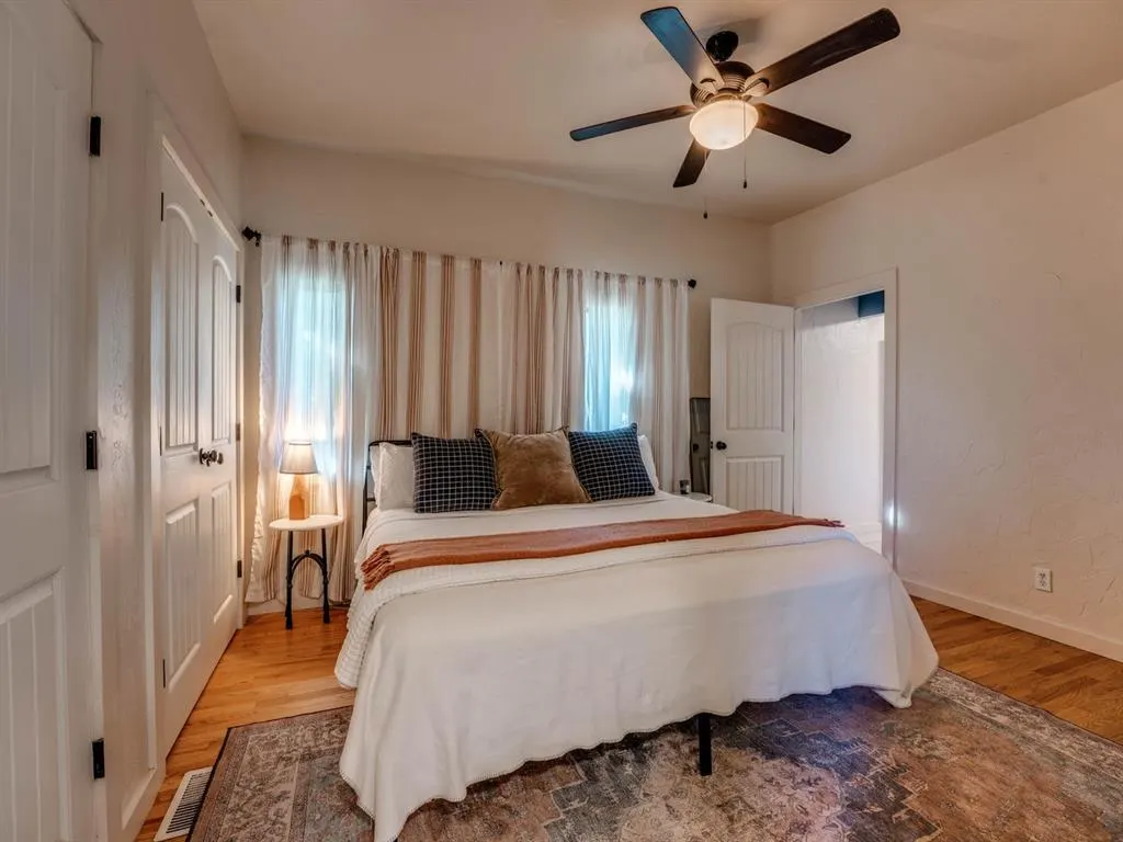 Photo 11 — 717 E Warner Avenue, Guthrie, OK 73044