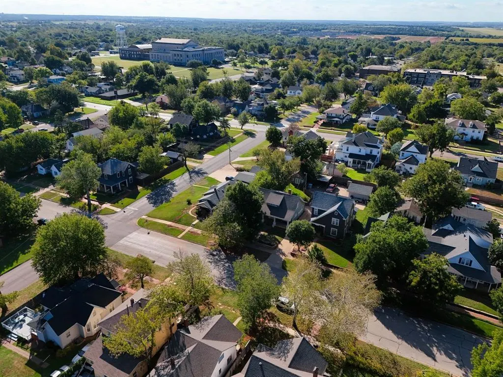 Photo 34 — 717 E Warner Avenue, Guthrie, OK 73044