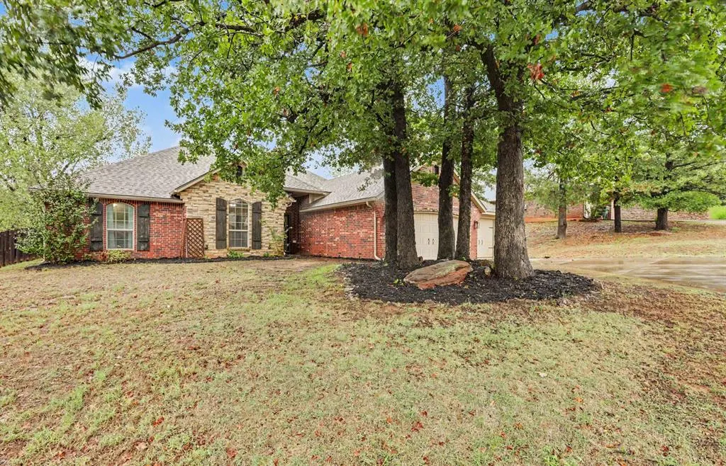 Photo 2 — 3855 ROCK DOVE Landing, Edmond, OK 73034