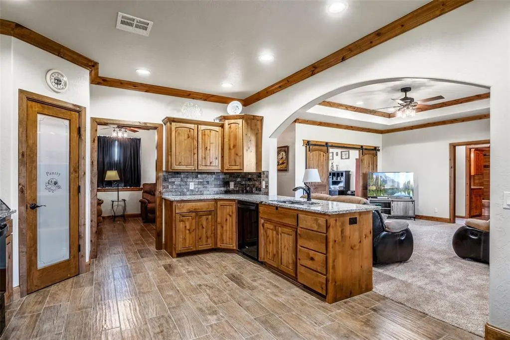 Photo 6 — 24119 E 1080 Road, Weatherford, OK 73096