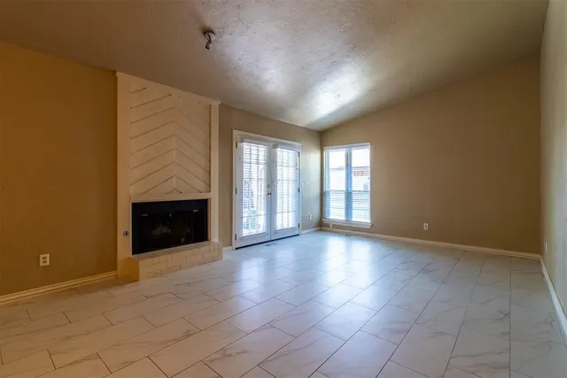 Photo 7 — 14007 Fairhill Avenue, Oklahoma City, OK 73013