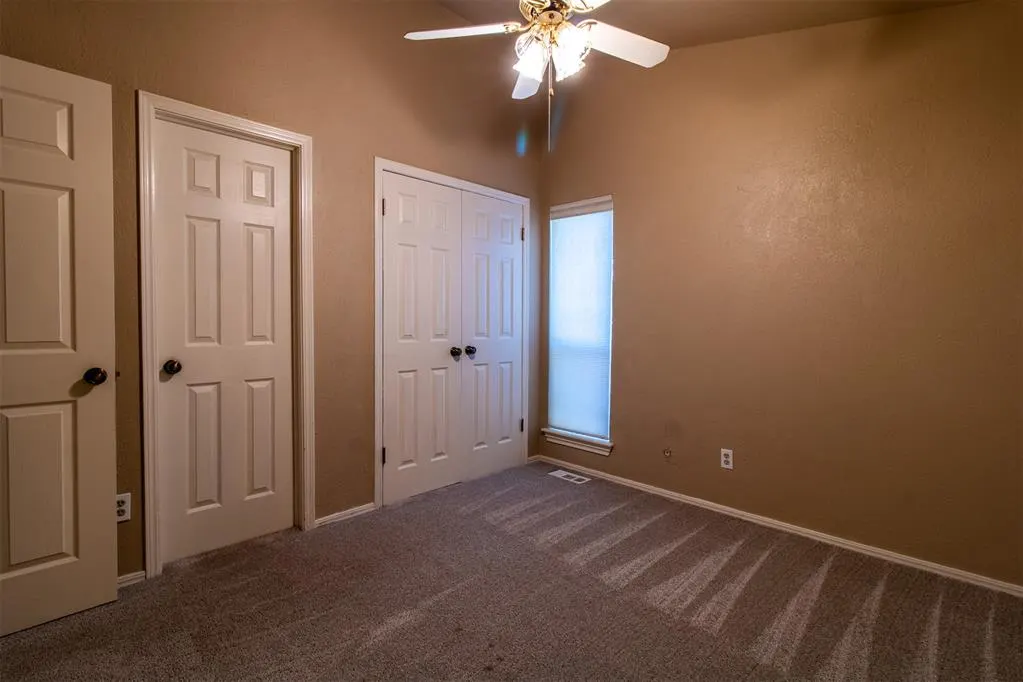 Photo 15 — 14007 Fairhill Avenue, Oklahoma City, OK 73013