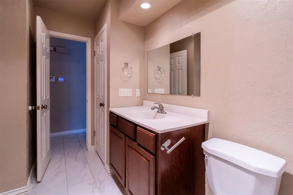 Photo 20 — 14007 Fairhill Avenue, Oklahoma City, OK 73013