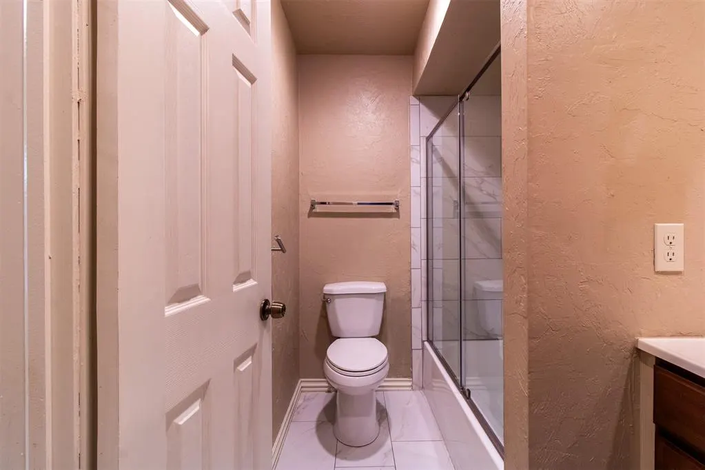 Photo 24 — 14007 Fairhill Avenue, Oklahoma City, OK 73013