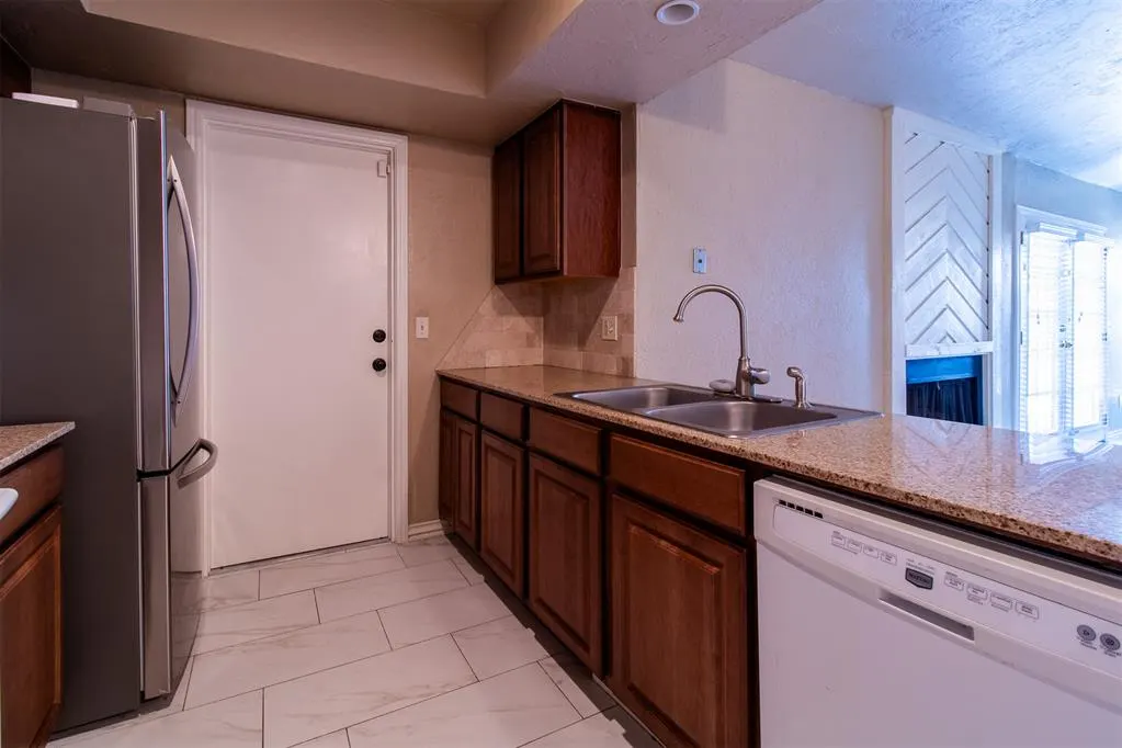 Photo 34 — 14007 Fairhill Avenue, Oklahoma City, OK 73013