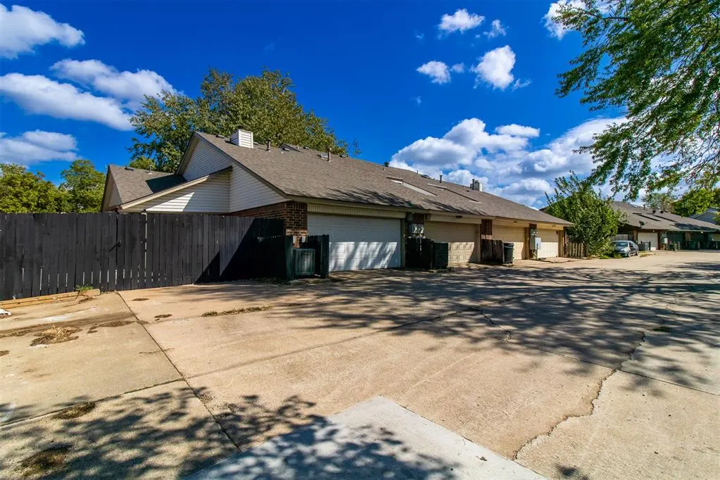 Photo 37 — 14007 Fairhill Avenue, Oklahoma City, OK 73013