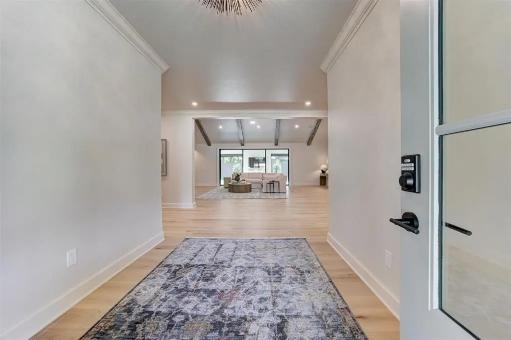Photo 5 — 7307 Waverly Avenue, Nichols Hills, OK 73120